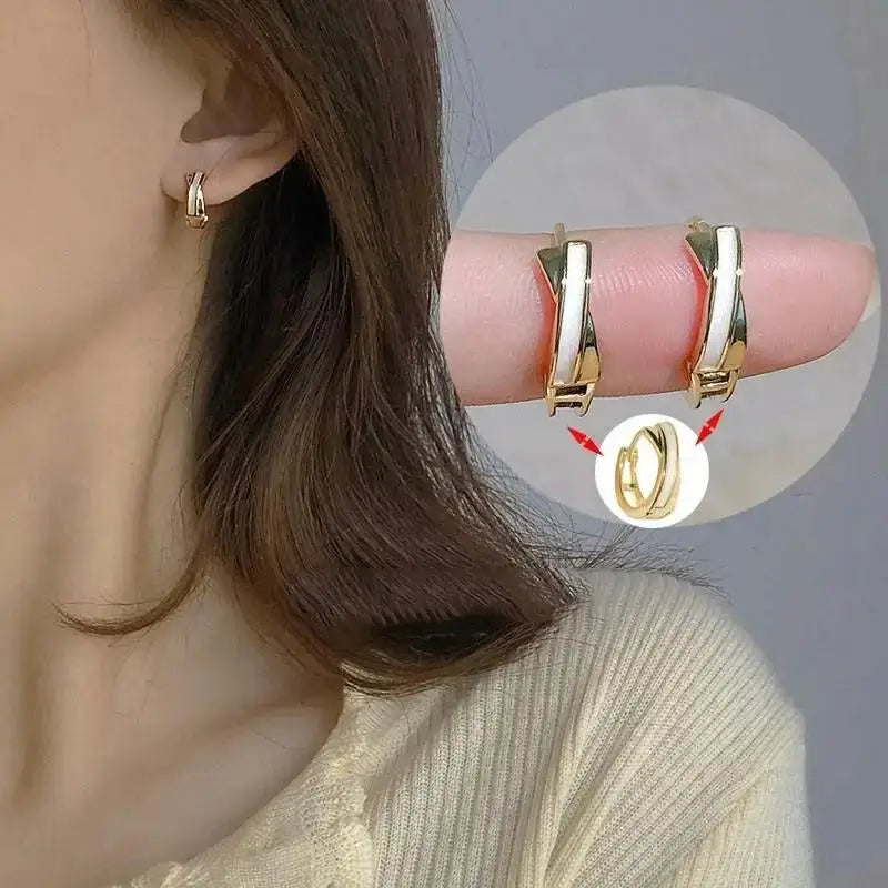 Fashion Vintage Gold Color U Earrings For Women Metal Earing Jewelry 2024 Trending Korean Silver Color Oval Hoop Earrings JN9